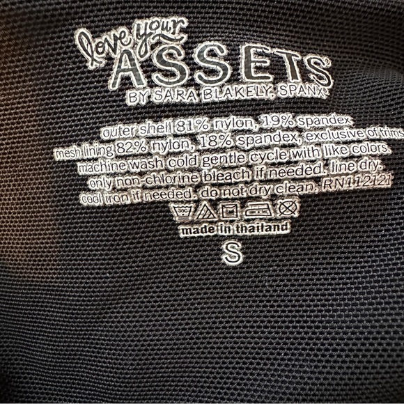 Spanx Assets by Sara Blakely Black Half Slip Shapewear Size S - Picture 3 of 6